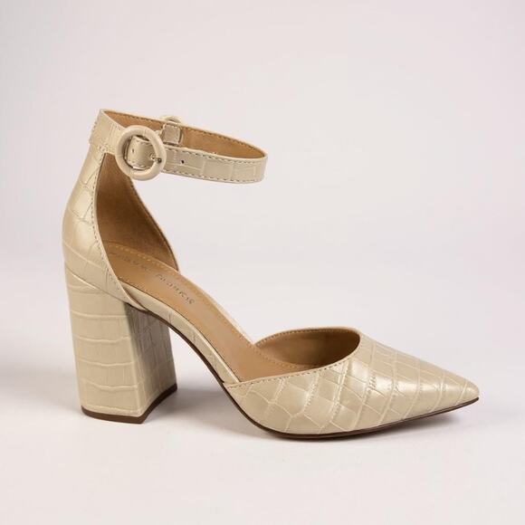Marc Fisher Gilson Faux Croc Leather Elegant Cream Block Heel Pumps Size 8.5 - Picture 1 of 14